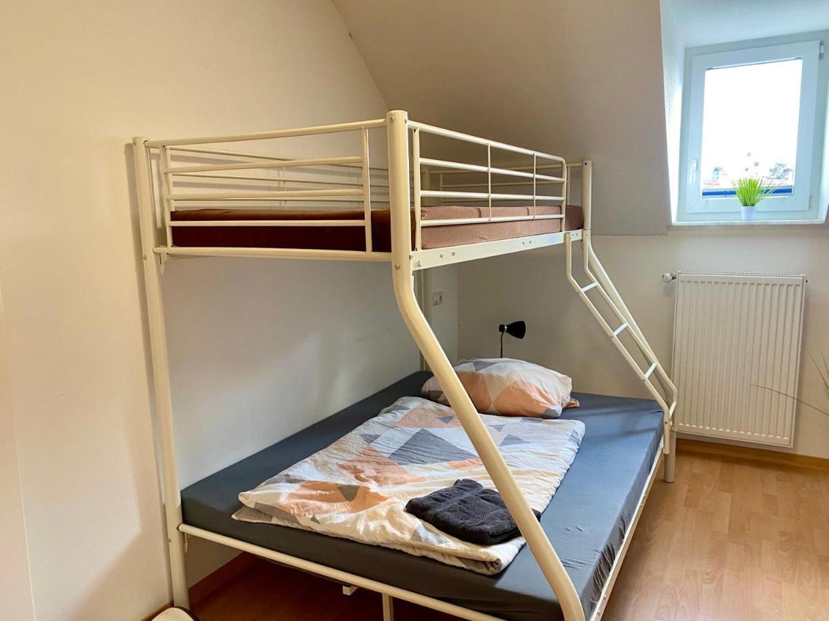 Apartments Lissy I Und II Нойнкирхен Экстерьер фото